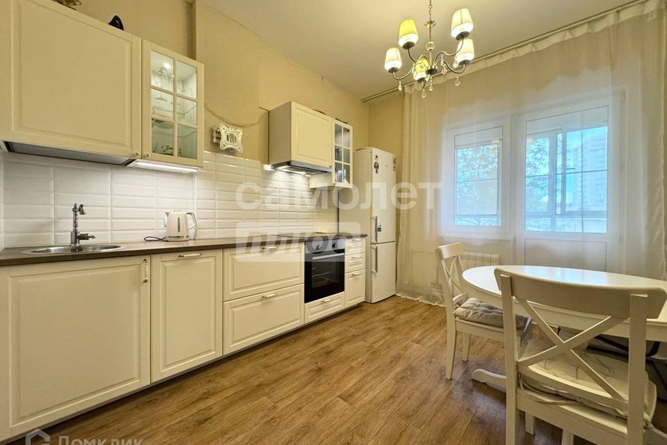 Сдаётся 2-комнатная квартира, 69.1 м²
