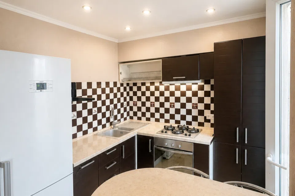 Продаётся 3-комнатная квартира, 60.5 м²