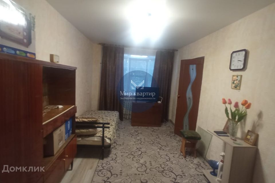Продаётся 3-комнатная квартира, 41.7 м²