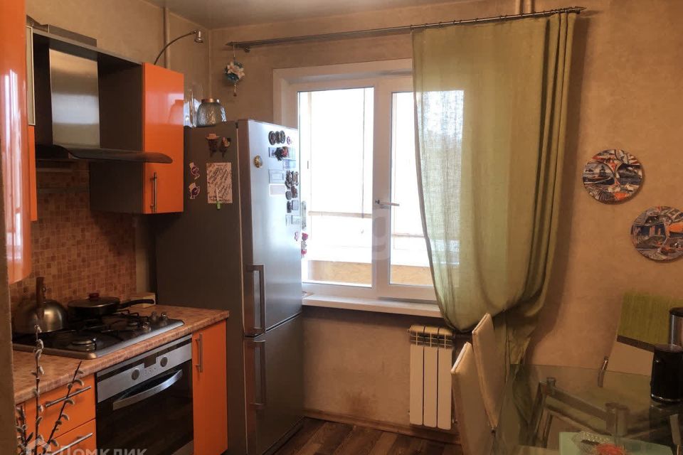 Продаётся 3-комнатная квартира, 63.8 м²