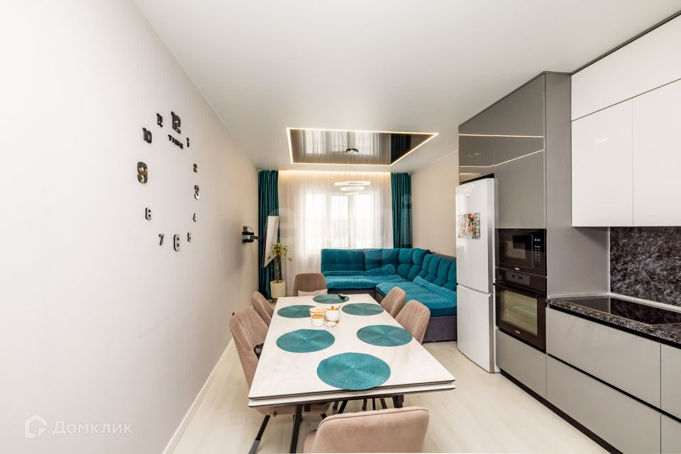 Продаётся 2-комнатная квартира, 71.6 м²