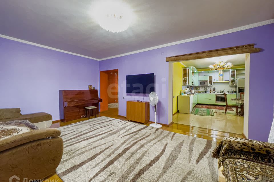 Продаётся 4-комнатная квартира, 118.2 м²