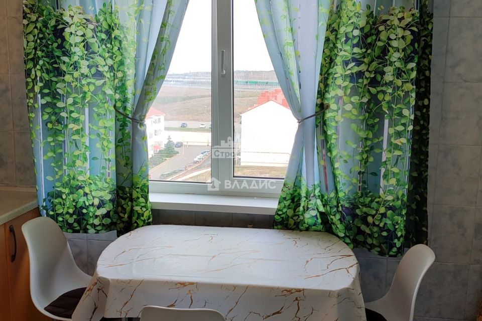 Сдаётся 2-комнатная квартира, 52 м²