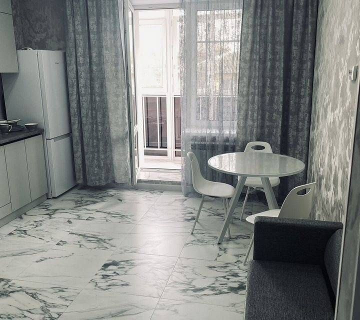 Сдаётся 1-комнатная квартира, 43 м²