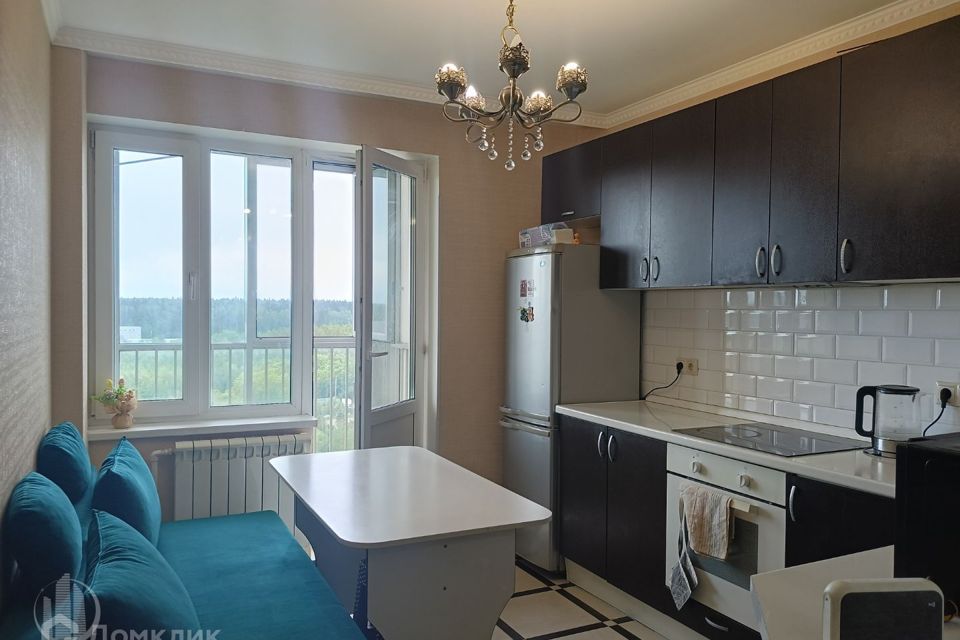 Сдаётся 2-комнатная квартира, 62 м²