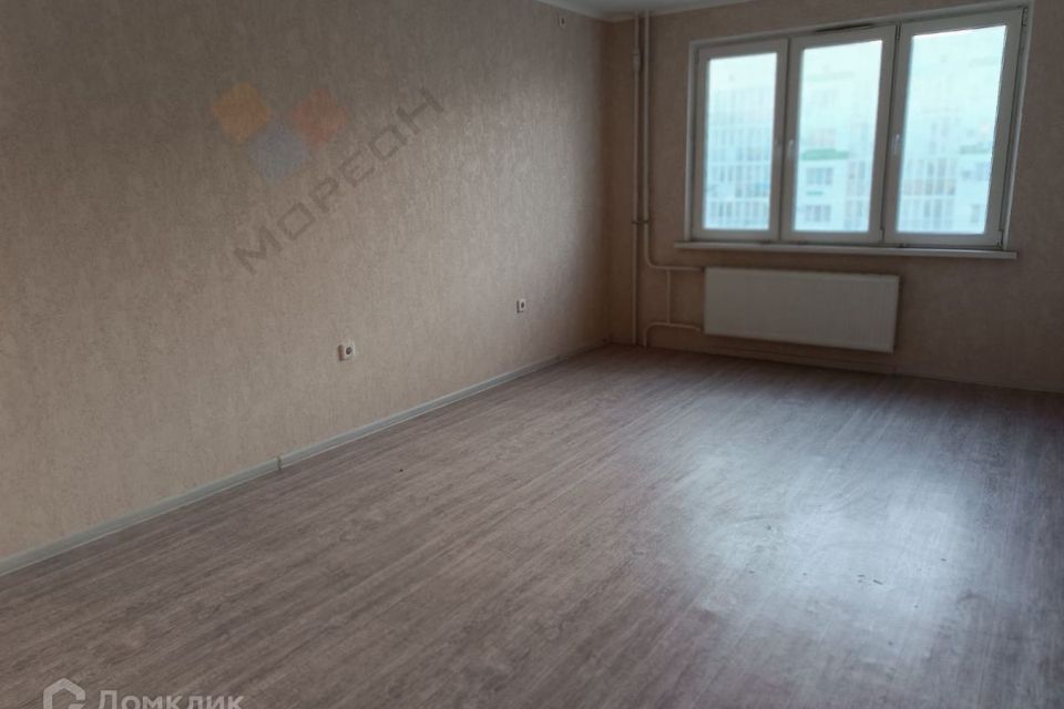 Продаётся 1-комнатная квартира, 37.9 м²