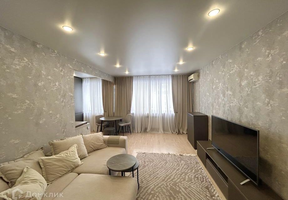 Продаётся 3-комнатная квартира, 63.9 м²