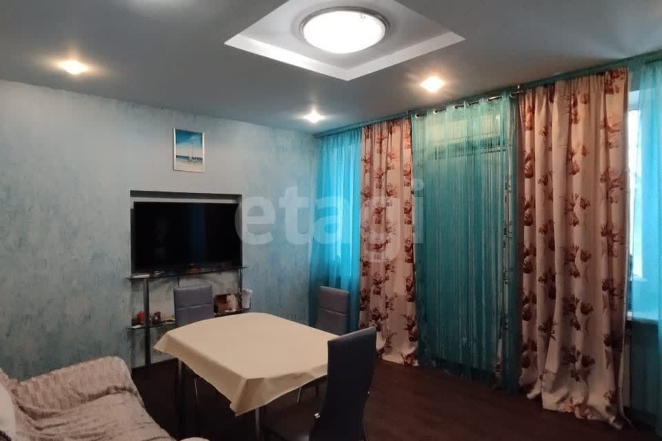 Продаётся 3-комнатная квартира, 59.8 м²