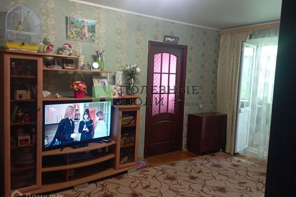 Продаётся 3-комнатная квартира, 56.7 м²