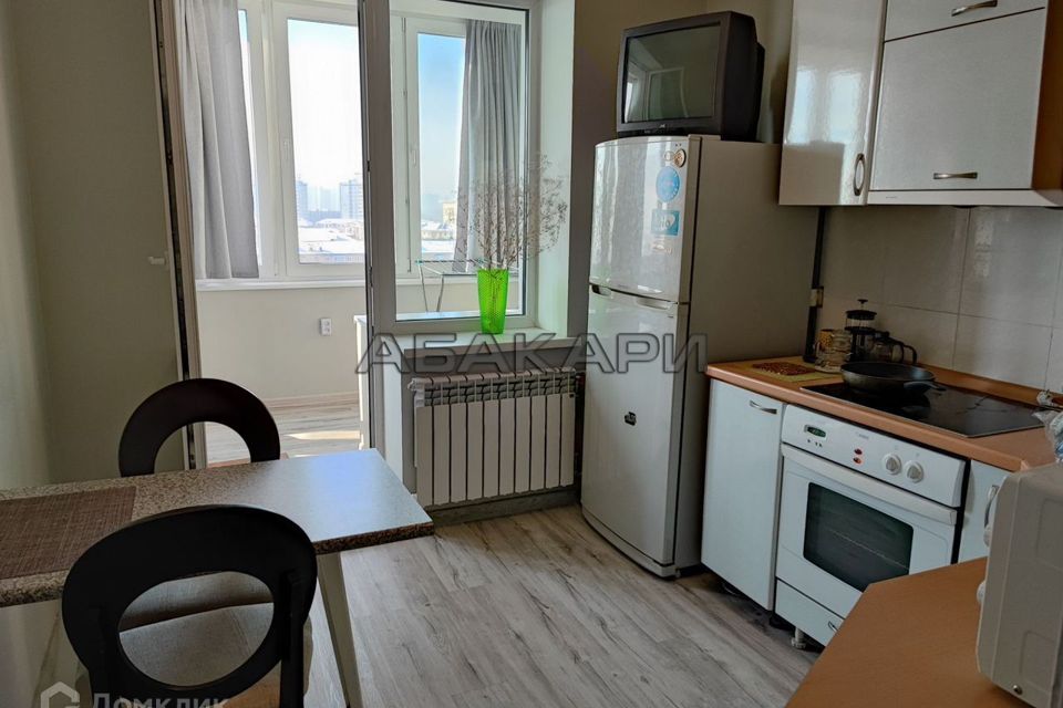 Сдаётся 1-комнатная квартира, 38 м²
