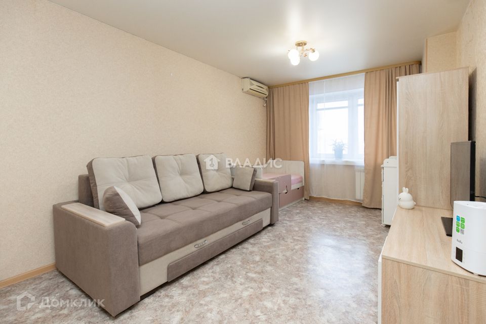 Продаётся 1-комнатная квартира, 43 м²