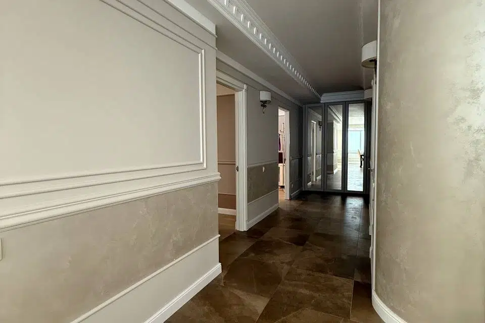 Продаётся 3-комнатная квартира, 126.9 м²