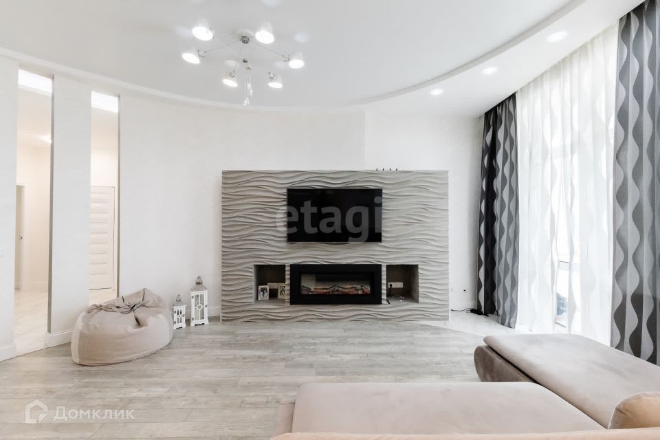 Продаётся 3-комнатная квартира, 95.6 м²
