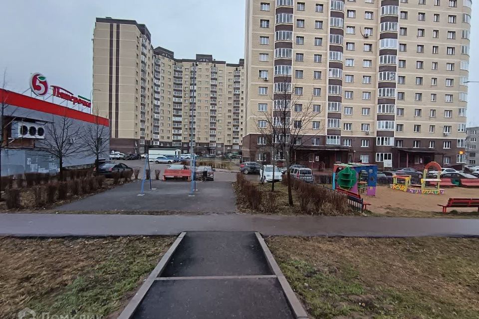 Продаётся 2-комнатная квартира, 52.5 м²