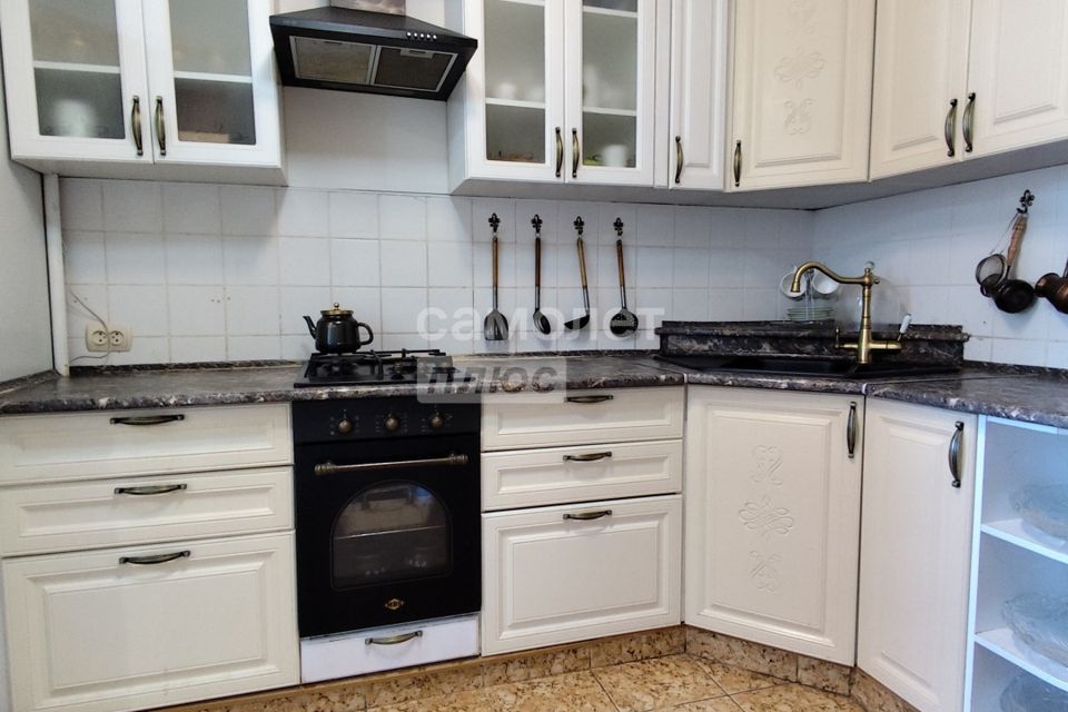 Продаётся 2-комнатная квартира, 65.4 м²