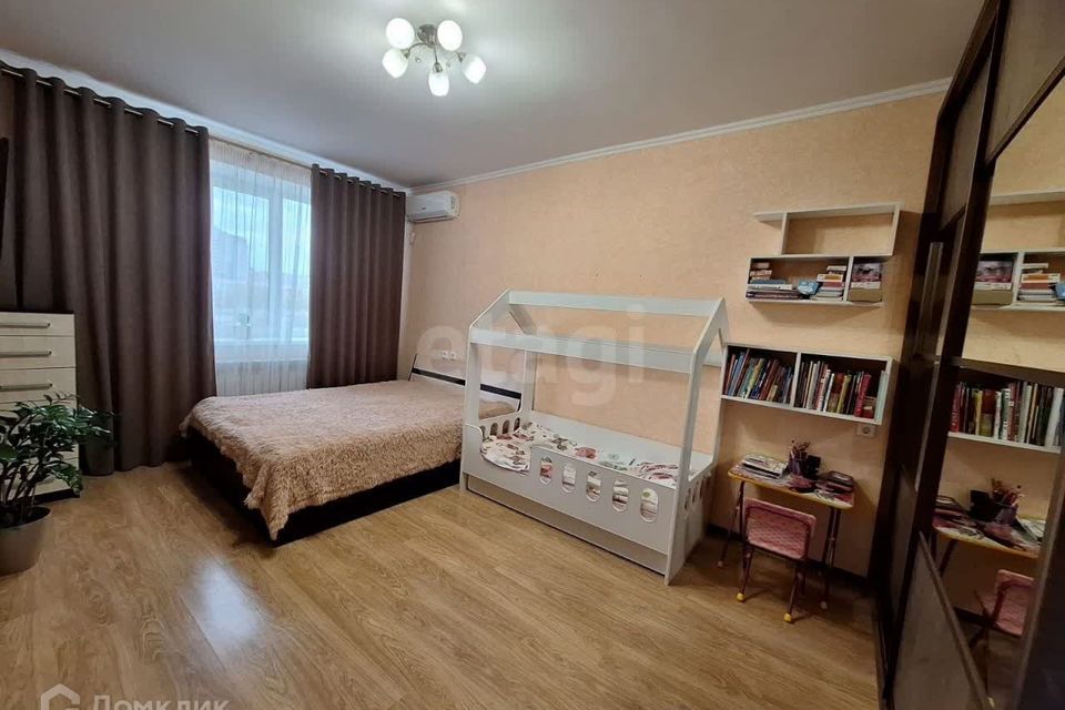 Продаётся 1-комнатная квартира, 37.1 м²