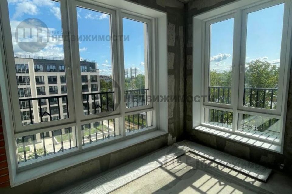 Продаётся 3-комнатная квартира, 132.3 м²