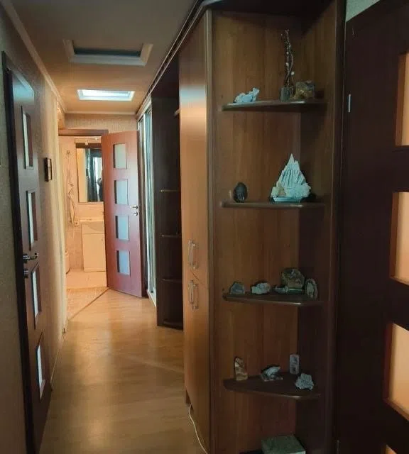 Продаётся 4-комнатная квартира, 86 м²