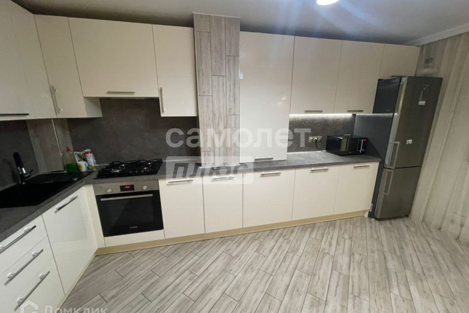 Продаётся 2-комнатная квартира, 72 м²