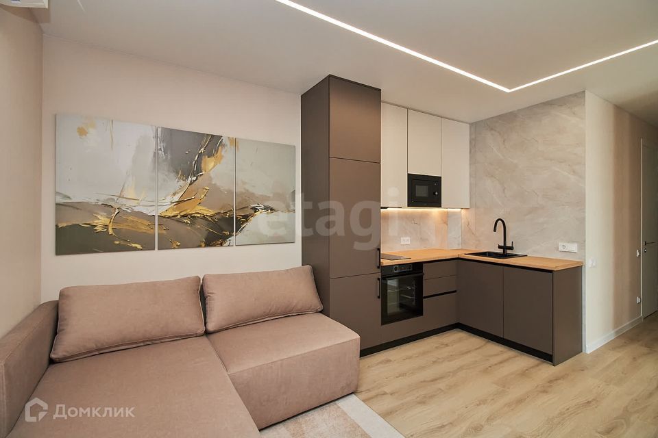 Сдаётся 2-комнатная квартира, 66 м²