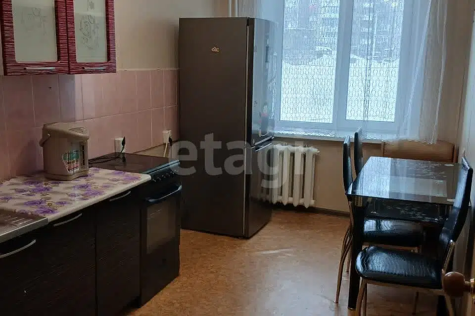 Продаётся 2-комнатная квартира, 65.6 м²