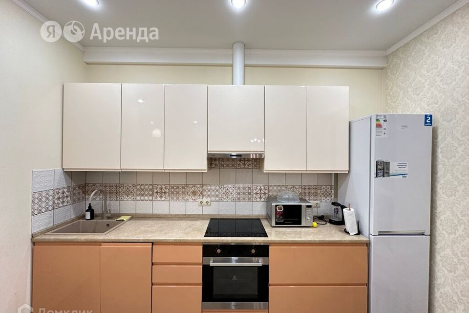 Сдаётся 1-комнатная квартира, 42 м²