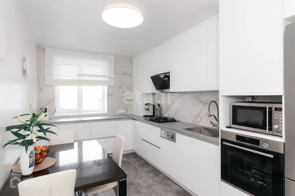 Продаётся 3-комнатная квартира, 79.5 м²