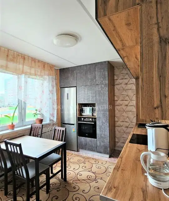 Продаётся 3-комнатная квартира, 81.1 м²