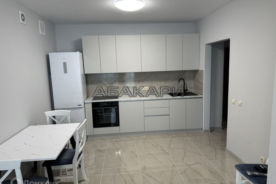 Сдаётся 1-комнатная квартира, 43 м²