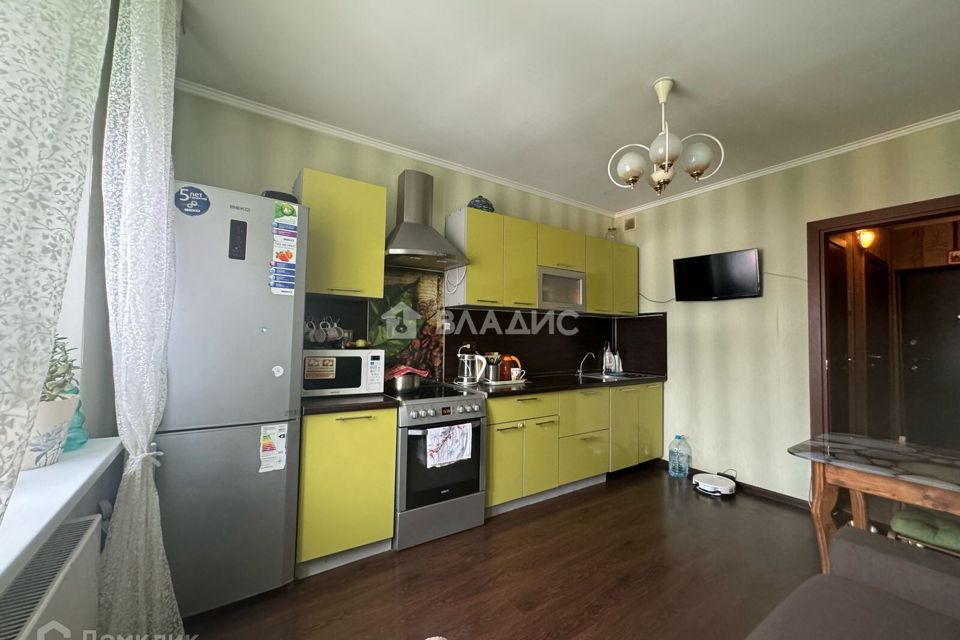 Продаётся 1-комнатная квартира, 41.3 м²