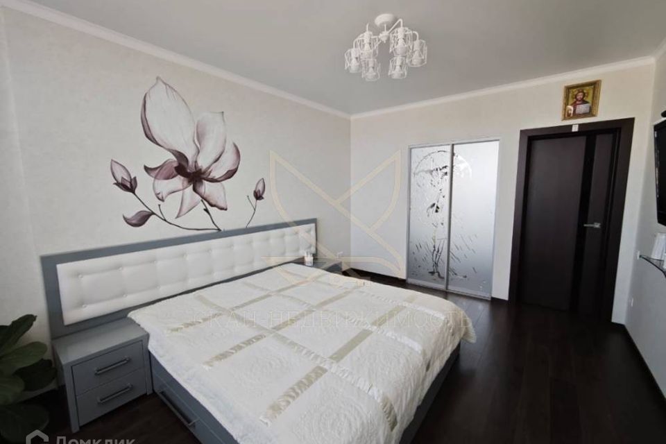 Продаётся 3-комнатная квартира, 81 м²