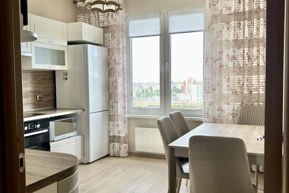 Продаётся 2-комнатная квартира, 67.41 м²