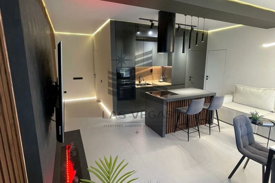 Сдаётся 3-комнатная квартира, 95 м²