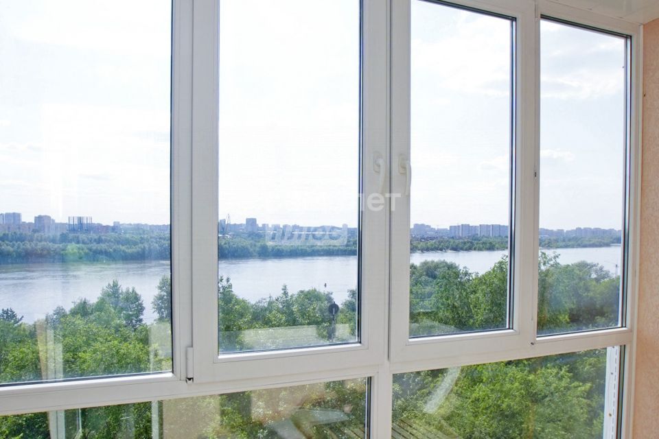 Продаётся 3-комнатная квартира, 55.8 м²