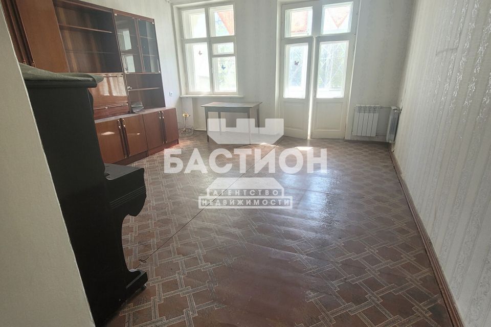 Продаётся 3-комнатная квартира, 72 м²
