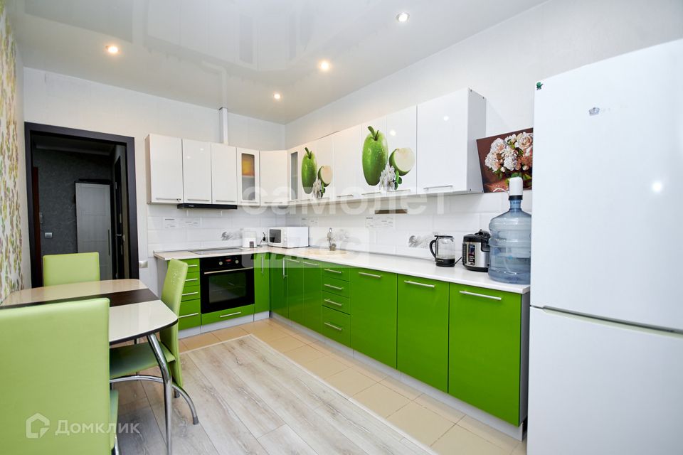 Продаётся 1-комнатная квартира, 41.7 м²