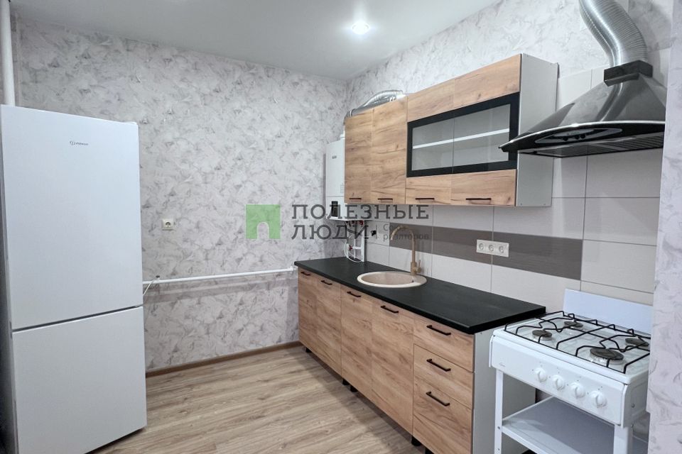 Сдаётся 2-комнатная квартира, 53 м²