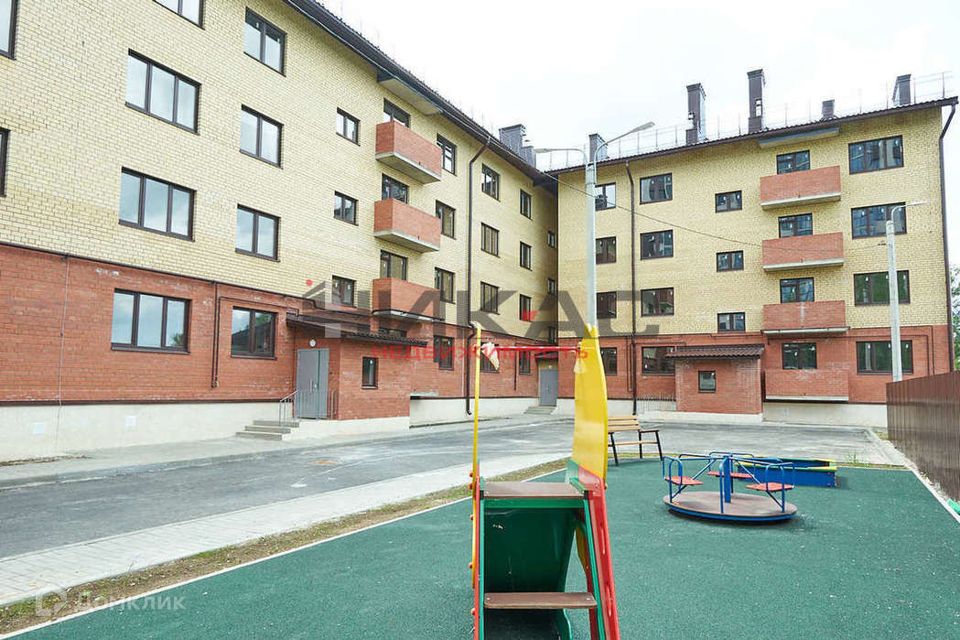 Продаётся 2-комнатная квартира, 64.6 м²