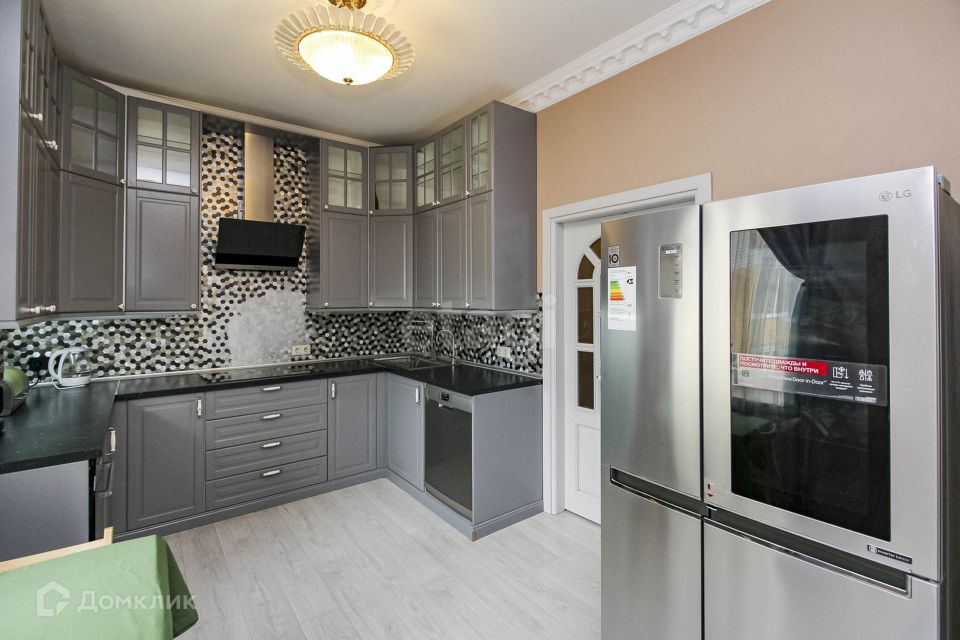 Продаётся 4-комнатная квартира, 112.1 м²