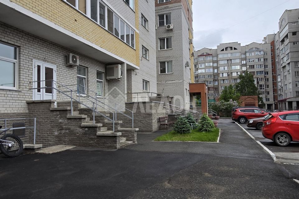 Продаётся 2-комнатная квартира, 66.9 м²