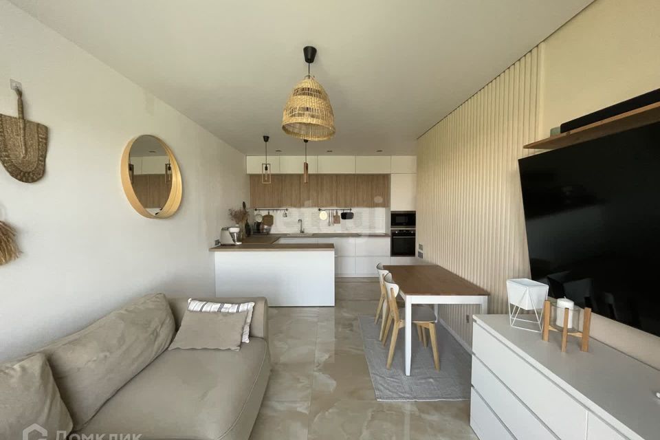 Продаётся 2-комнатная квартира, 70 м²