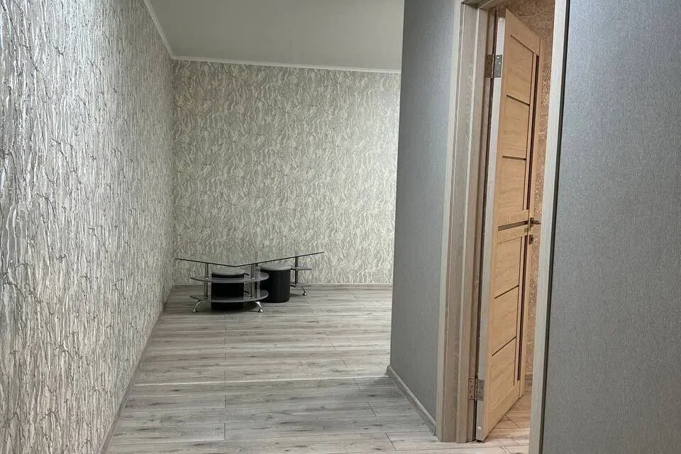 Сдаётся 2-комнатная квартира, 58 м²