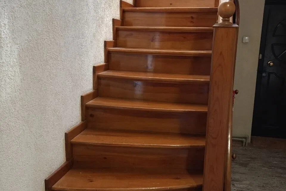 Продаётся 2-этажный дом, 300 м²