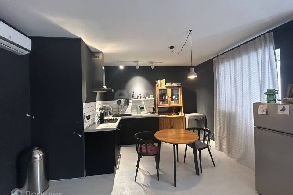 Продаётся 1-комнатная квартира, 45 м²
