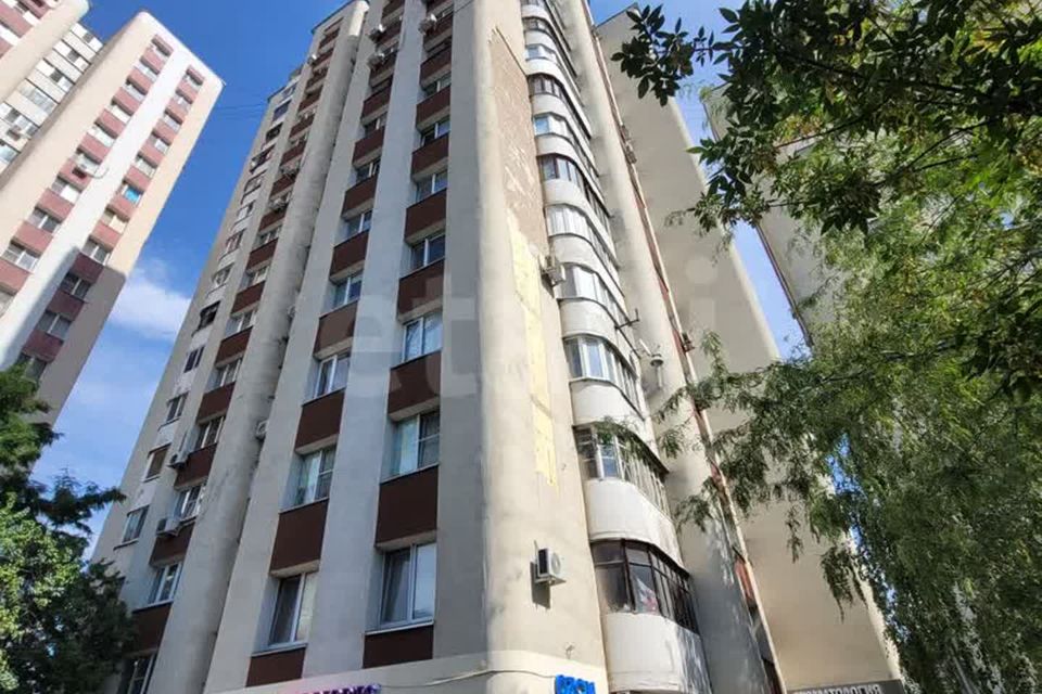 Продаётся 1-комнатная квартира, 39.8 м²