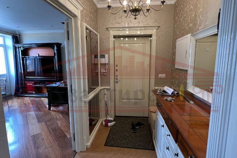 Сдаётся 3-комнатная квартира, 83 м²