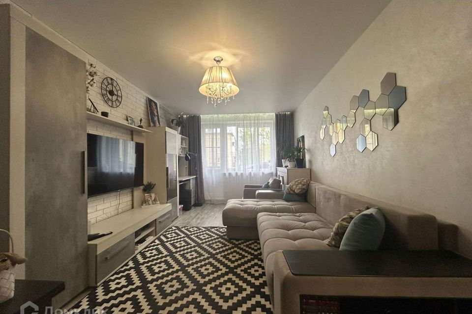 Продаётся 2-комнатная квартира, 47.3 м²