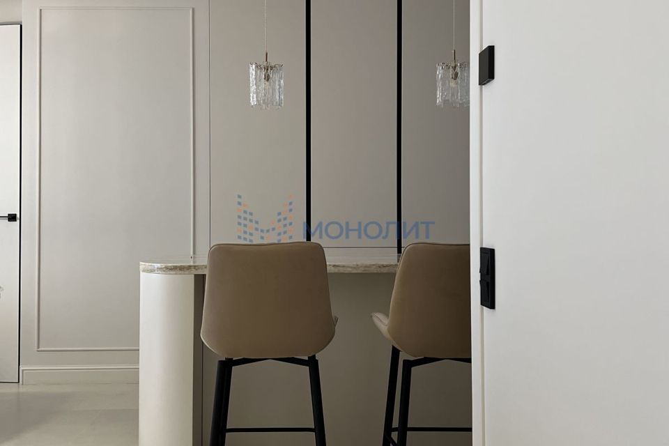 Продаётся 4-комнатная квартира, 154 м²