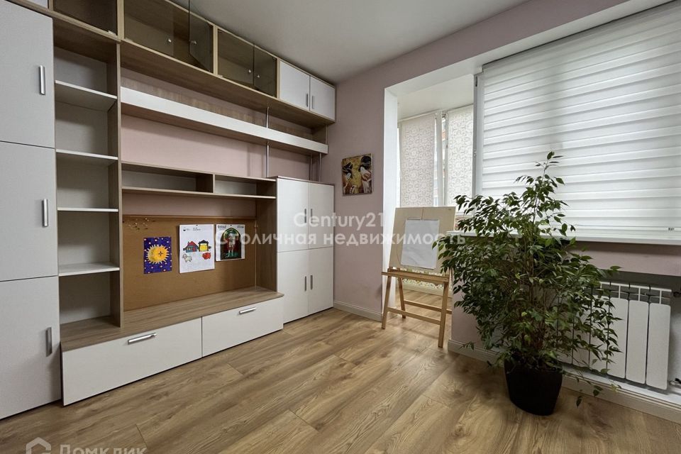 Продаётся 3-комнатная квартира, 66.1 м²