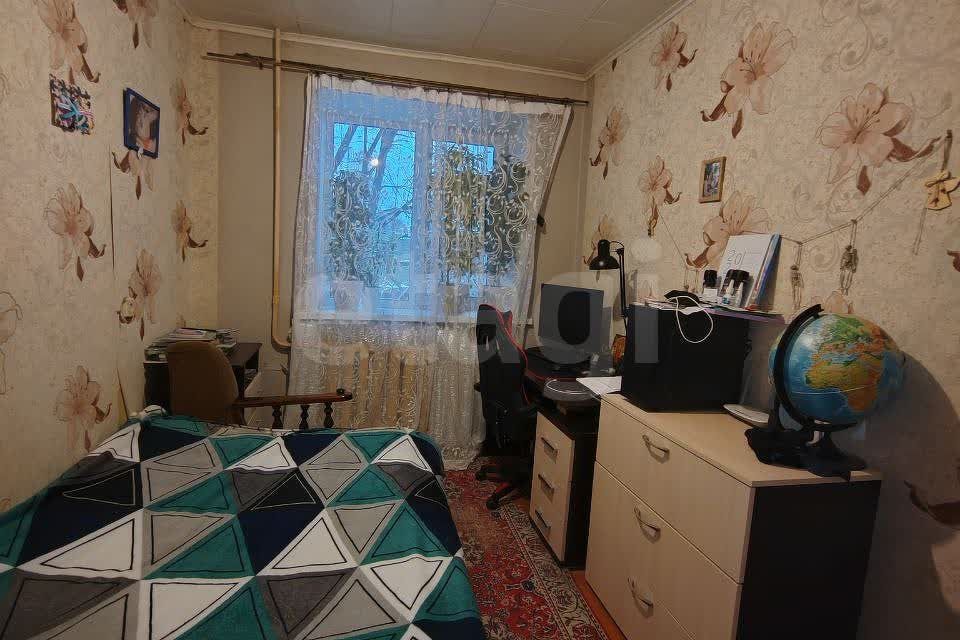 Продаётся 3-комнатная квартира, 49 м²